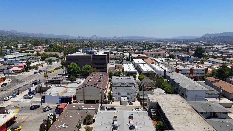 More Photos Of 335-337 E Providencia Ave, Burbank Apartments For Sale