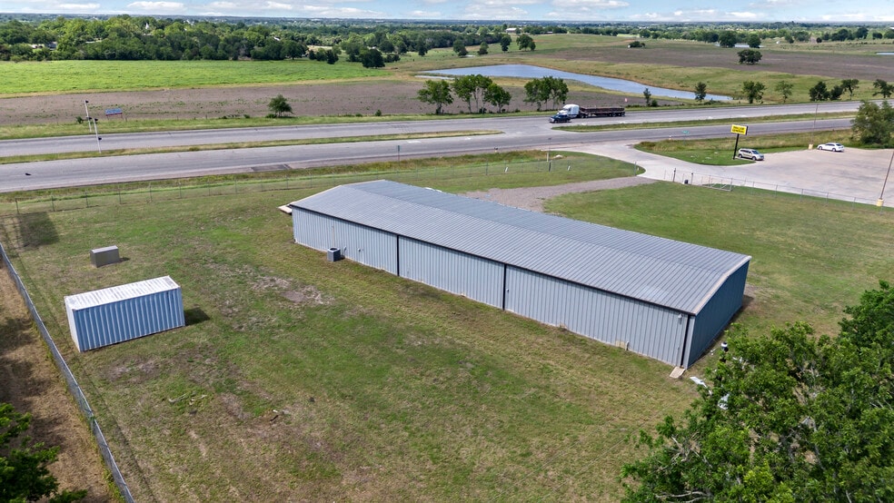 More Photos Of 9259 Hwy 290 E Hwy, Chappell Hill Auto Repair For Sale
