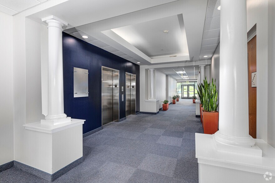 More Photos Of 46655 Expedition Dr, Lexington Park Office For Lease