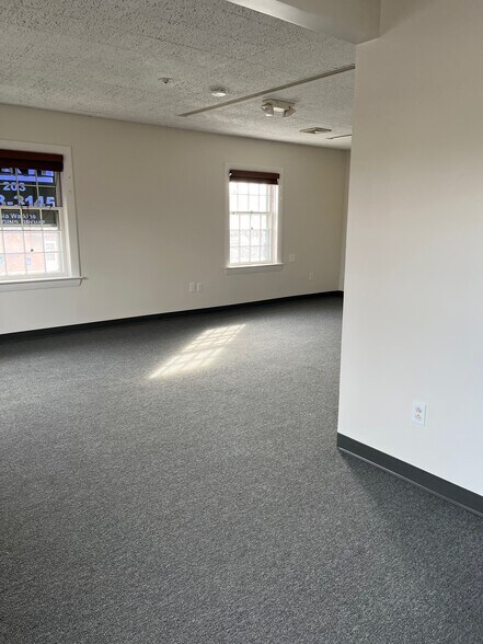 More Photos Of 41 Unquowa Pl, Fairfield Office For Lease