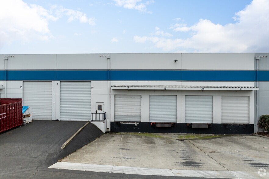 More Photos Of 23411-23447 Cabot Blvd, Hayward Warehouse For Lease