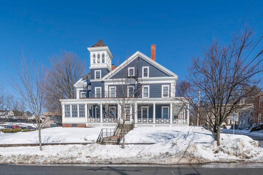 More Photos Of 86 Summer St, Haverhill Apartments For Sale