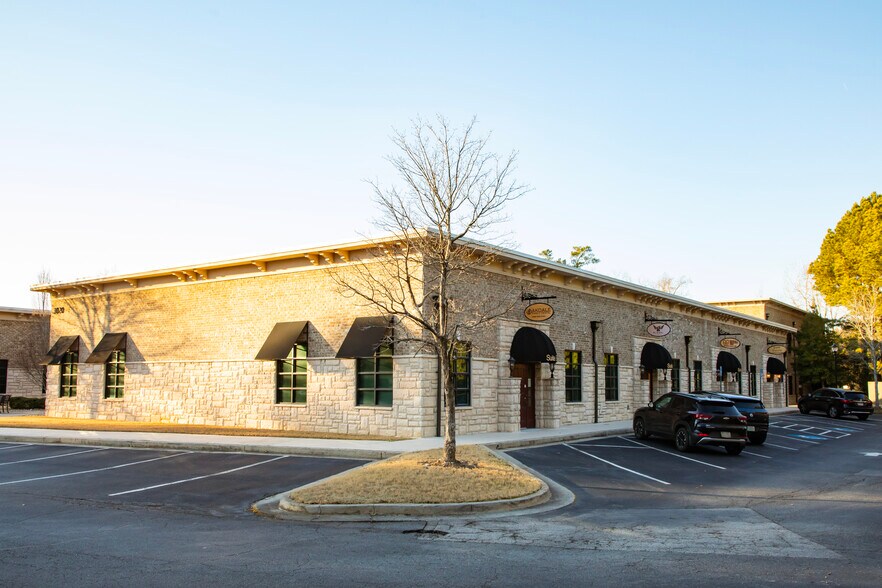 More Photos Of 3020 Highlands Pky, Smyrna Office For Lease