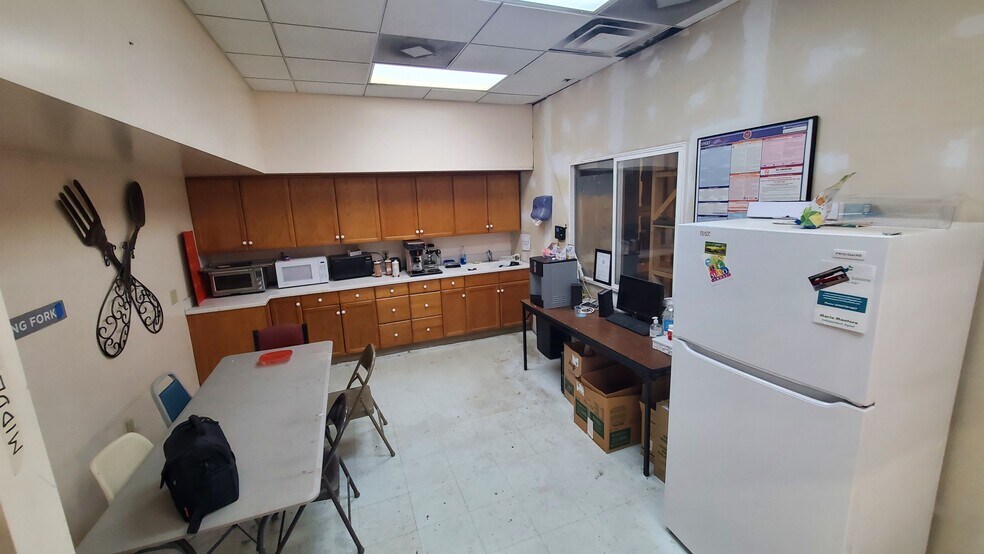 More Photos Of 1394 Courtright Rd, Columbus Warehouse For Sale