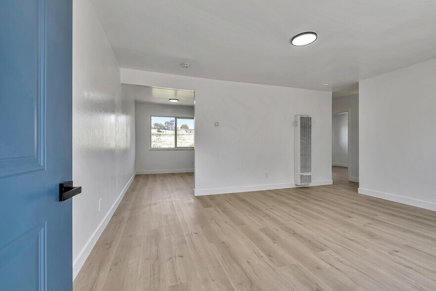 More Photos Of 344 Pennsylvania Dr, Watsonville Apartments For Sale