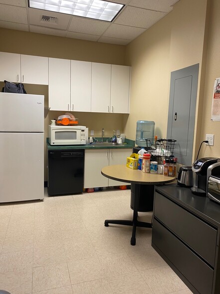 More Photos Of 770 Mason St, Vacaville Medical For Lease