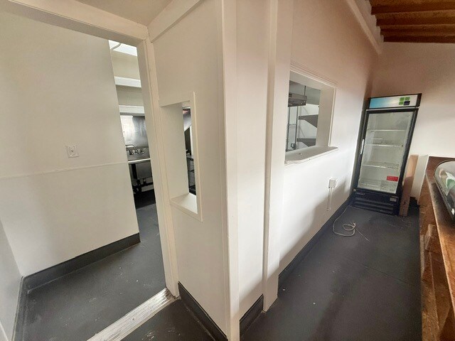 More Photos Of 3489 16th St, San Francisco Storefront Retail Residential For Lease