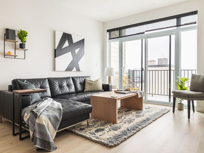 More Photos Of 75 Rue Principale, Gatineau Apartments For Sale