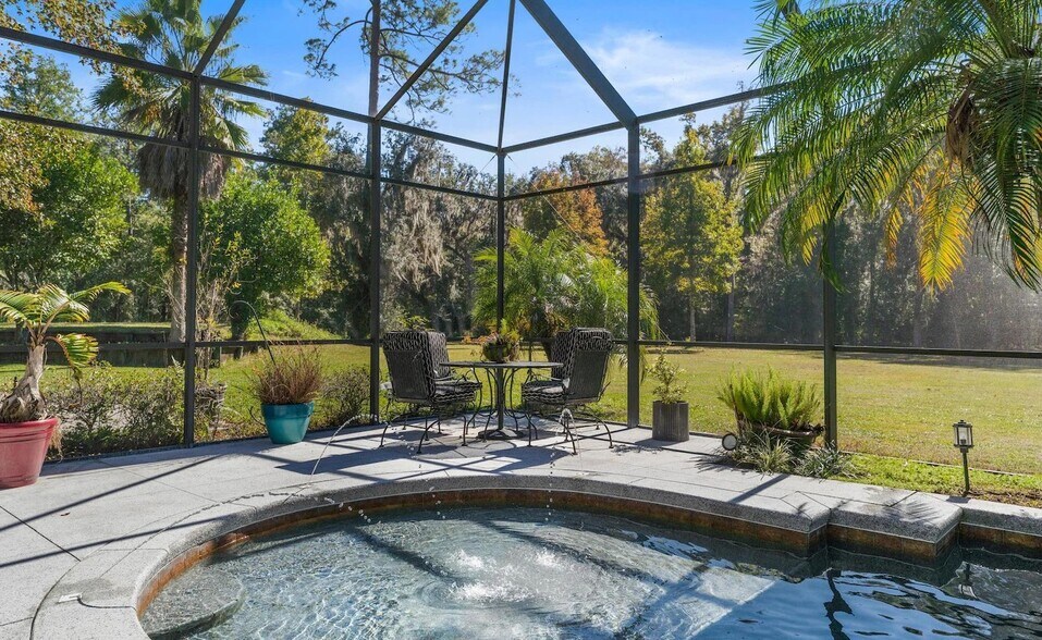 More Photos Of 3010 Starratt Rd, Jacksonville Office For Sale
