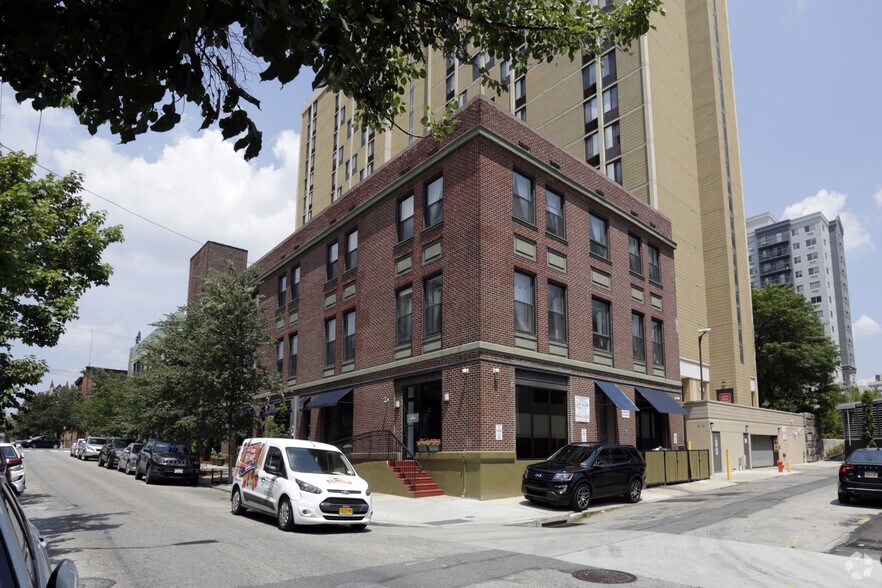 Primary Photo Of 1822 Spring Garden St, Philadelphia Loft Creative Space For Lease