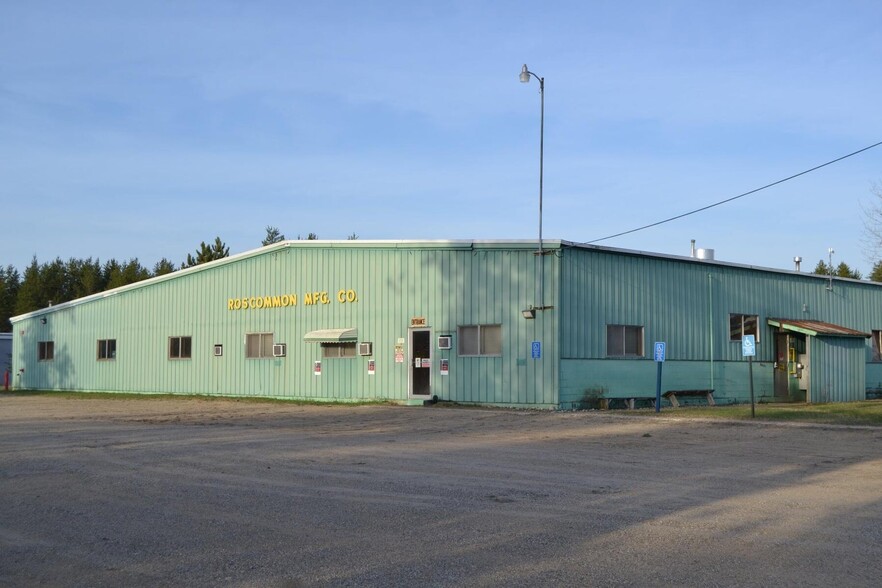 Primary Photo Of 10471 N Roscommon Rd, Roscommon Manufacturing For Sale