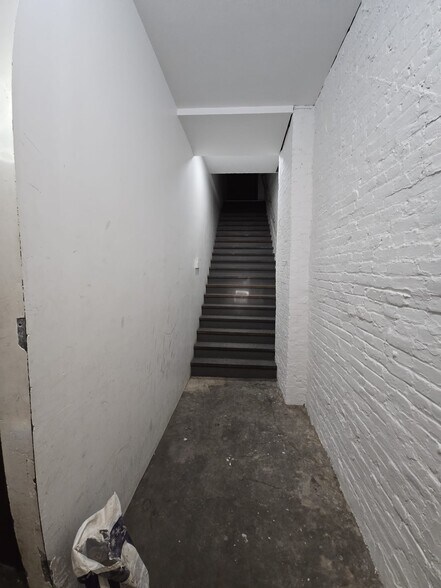 More Photos Of 129 11th St, Brooklyn Manufacturing For Lease