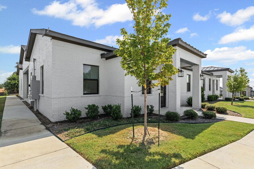More Photos Of 1210 N Kimball Ave, Southlake Medical For Sale