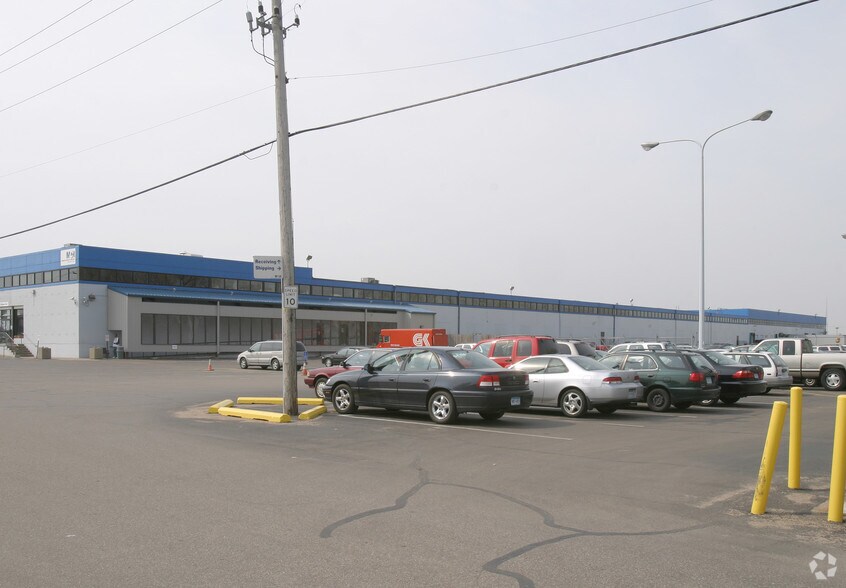 More Photos Of 1700 Wynne Ave, Saint Paul Manufacturing For Lease