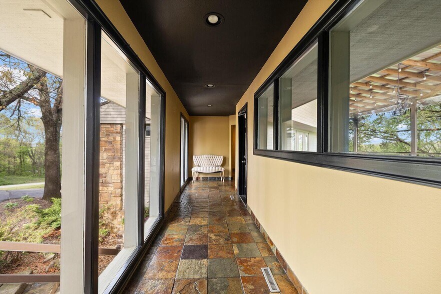 More Photos Of 381 W Guin Rd, Nixa Lodge Meeting Hall For Sale