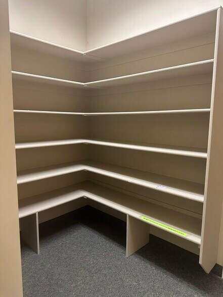 More Photos Of 811-867 N 900 W, Orem Office For Sale