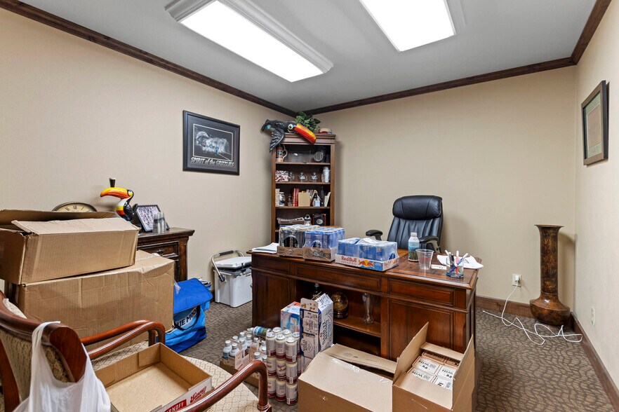 More Photos Of 1005 S Montana St, Butte Warehouse For Sale