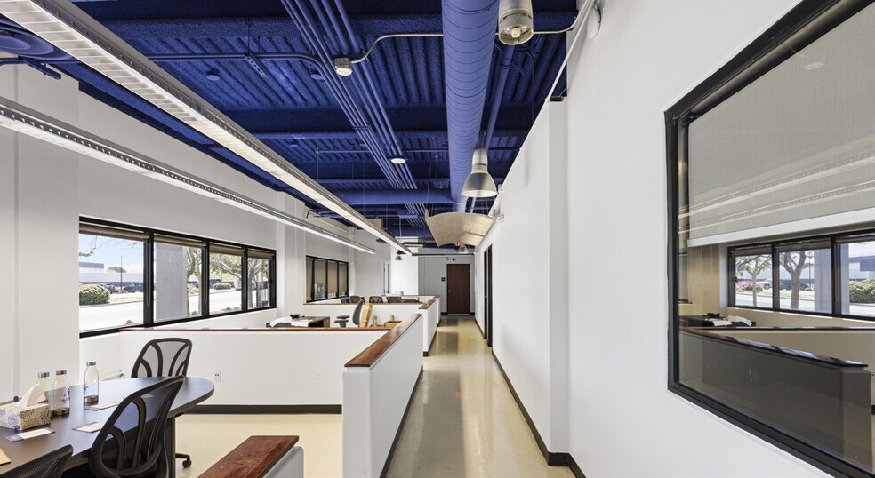 More Photos Of 28381 Vincent Moraga Dr, Temecula Warehouse For Lease