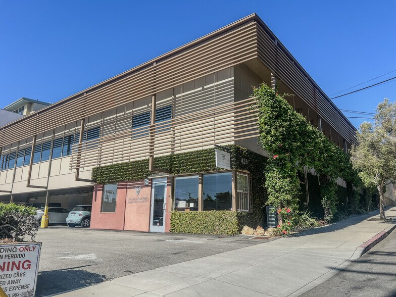 Primary Photo Of 433 E Canon Perdido St, Santa Barbara Office For Lease