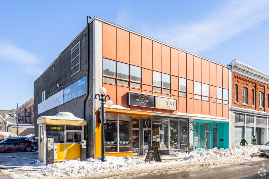 Primary Photo Of 261-267 Dalhousie St, Ottawa Restaurant For Lease