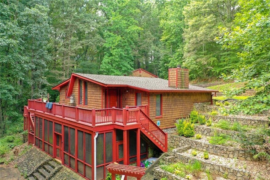 More Photos Of 1345 Ronald Reagan Blvd, Cumming Showroom For Sale