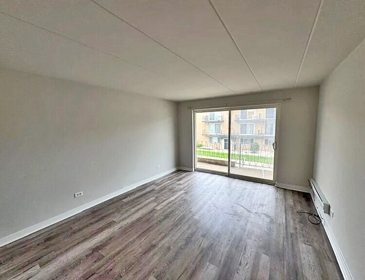 More Photos Of , Burnham Multifamily For Sale