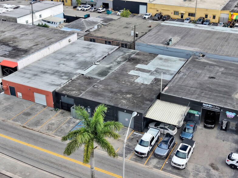 More Photos Of 4725 E 10th Ave, Hialeah Service For Lease