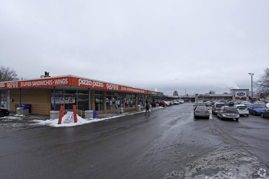 More Photos Of 1375 Southdown Rd, Mississauga Storefront For Lease