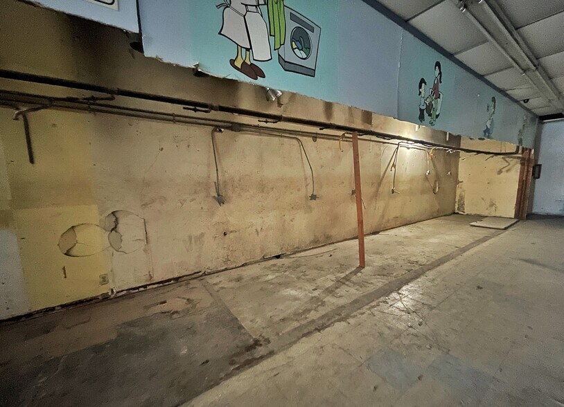 More Photos Of 1784-1930 Erringer Rd, Simi Valley Unknown For Lease