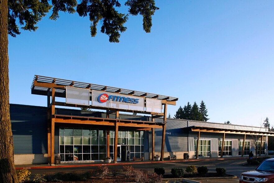 More Photos Of 17942 SW Mcewan Rd, Portland Freestanding For Lease