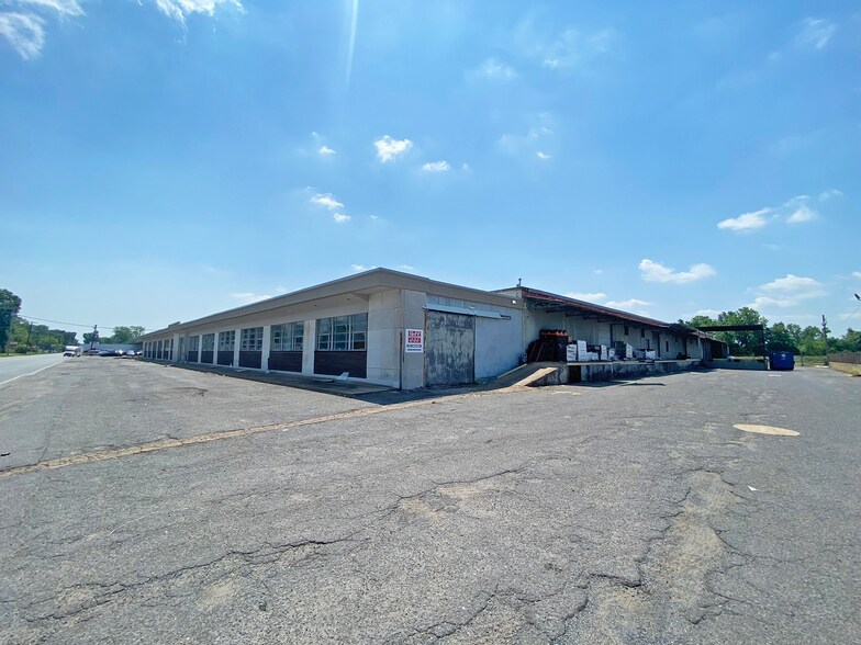 Primary Photo Of 1650 E Washington Ave, North Little Rock Warehouse For Lease
