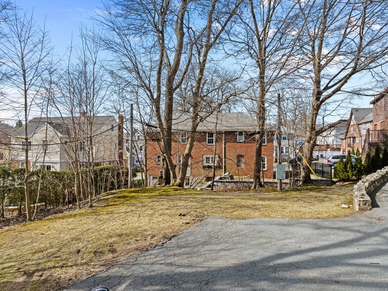 More Photos Of 1646 Centre St, Boston Office For Sale