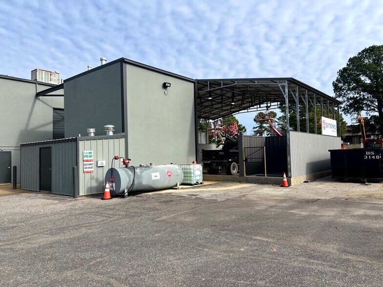 More Photos Of 5511 E Shelby Dr, Memphis Warehouse For Sale