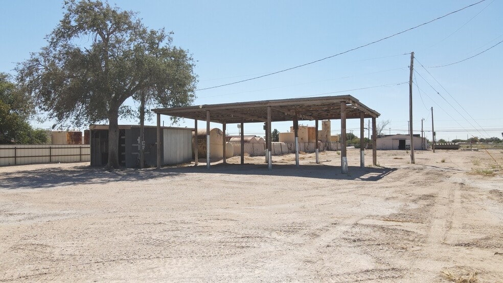 More Photos Of 2210 W Marland St, Hobbs Warehouse For Sale