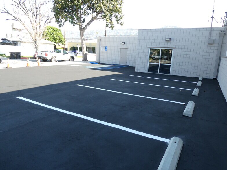 More Photos Of 1756 Flower St, Glendale Office For Lease