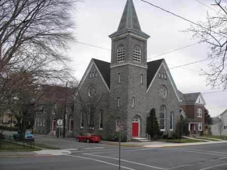 Primary Photo Of 425-429 Walnut St, Catasauqua Religious Facility For Sale