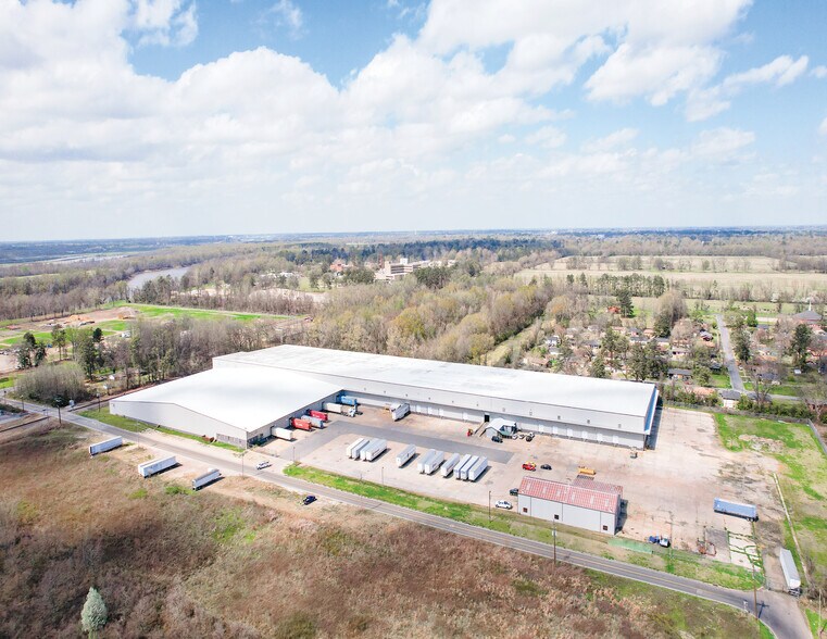 Primary Photo Of 801 Riverbarge Rd, Monroe Distribution For Sale