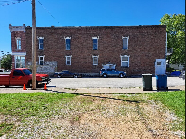 More Photos Of 103 S Main St, Galena Storefront Retail Residential For Sale