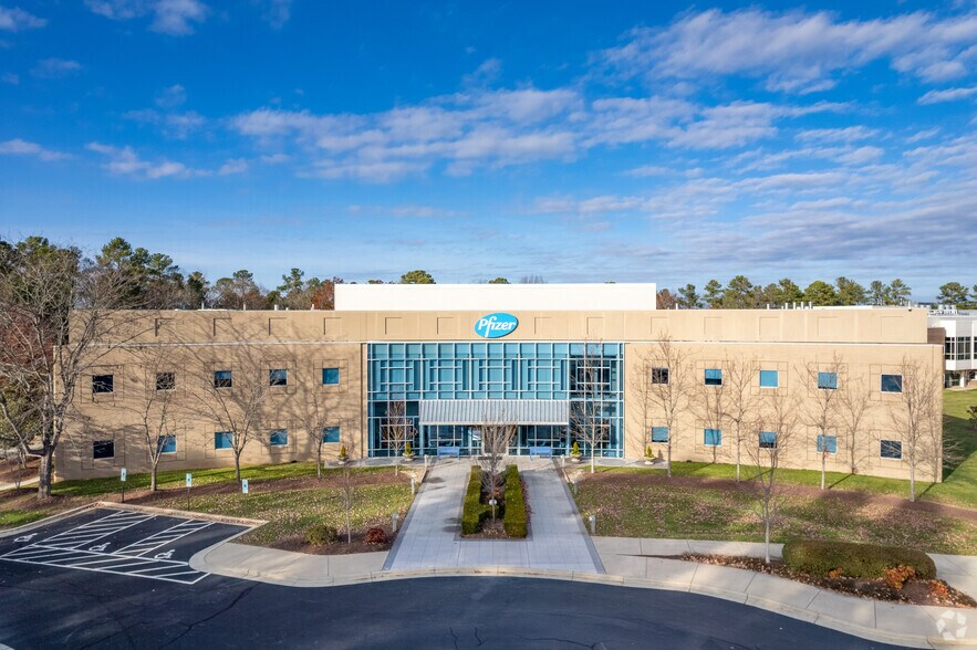 More Photos Of 7030 Kit Creek Rd, Morrisville Office For Lease