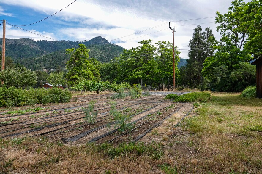 More Photos Of 44510 State 96 Hwy, Seiad Valley Land For Sale