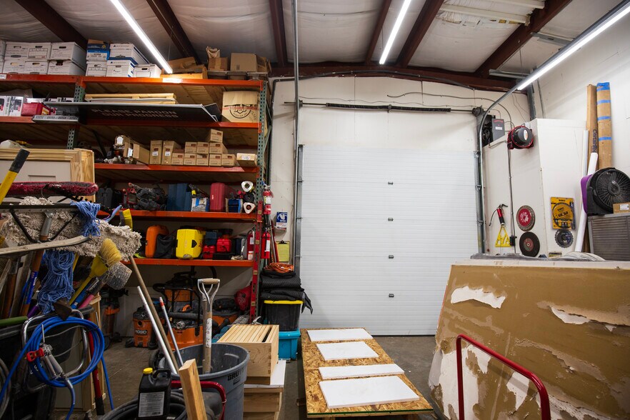 More Photos Of 1945 Patton Chapel Rd, Birmingham Office Residential For Sale