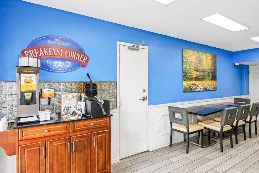 More Photos Of 164 Jameson Inn Dr, Forest City Hotel For Sale