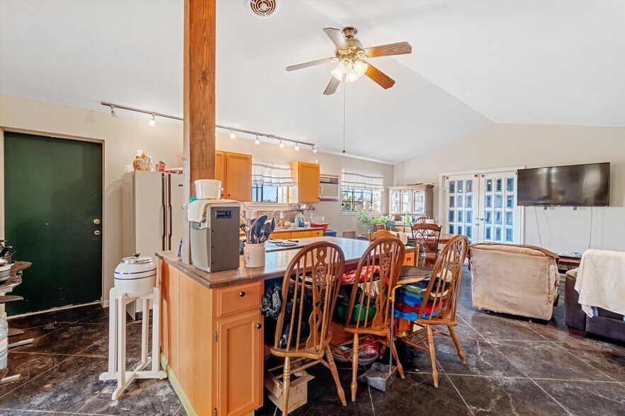 More Photos Of 260 FM 3118, Clifton Land For Sale