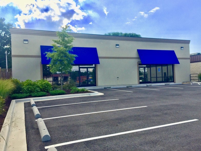 More Photos Of 508 Chinquapin Round Rd, Annapolis Storefront For Lease