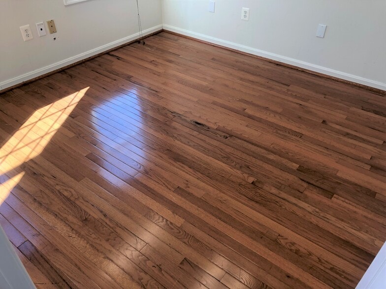 More Photos Of 10260-10268 Baltimore National Pike, Ellicott City Office For Lease