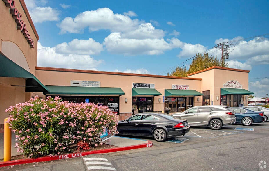More Photos Of 1601-1615 Meridian Ave, San Jose Drugstore For Lease