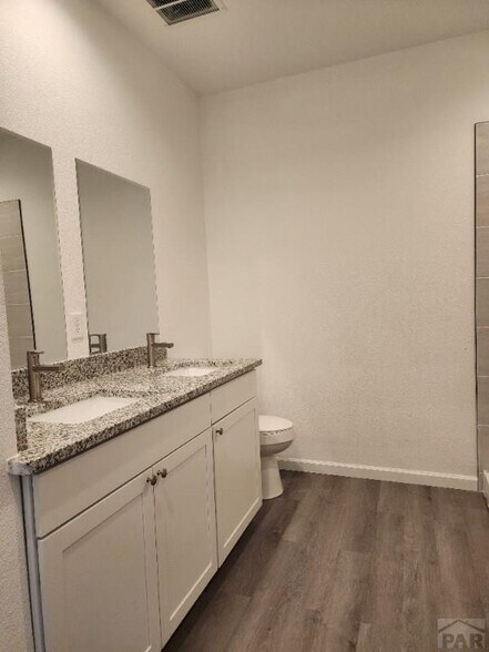 More Photos Of 710-712 E Hahns Peak Ave, Pueblo West Apartments For Sale