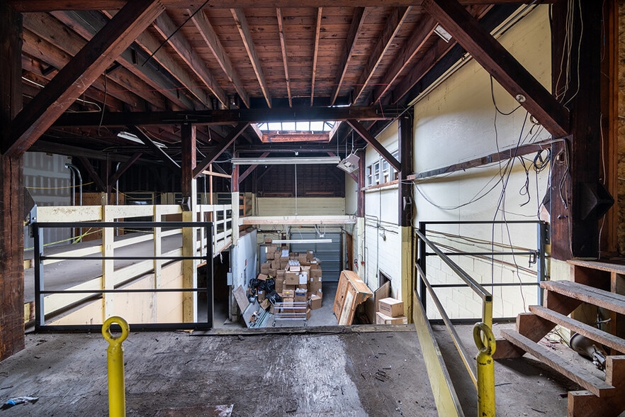 More Photos Of 49 Mechanic St, Hope Valley Manufacturing For Sale