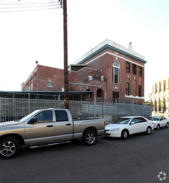 More Photos Of 900 Avila St, Los Angeles Storefront Retail Office For Lease
