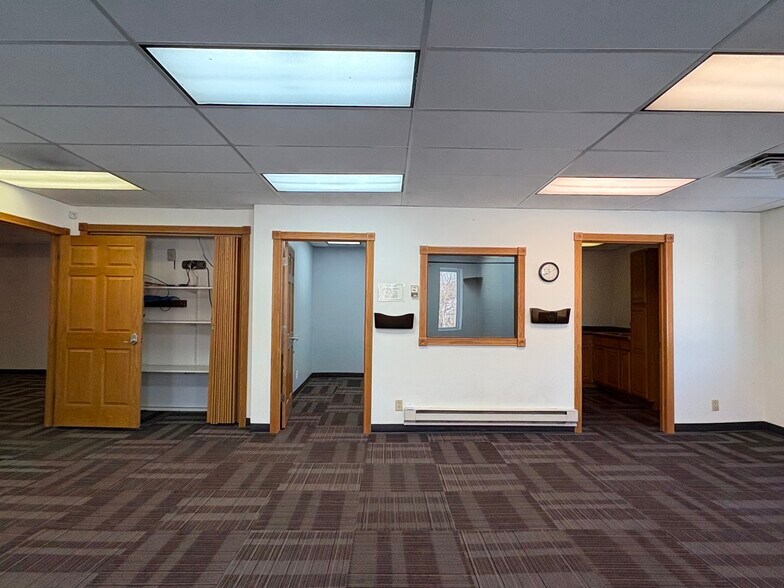 More Photos Of 4201 W 1st St, Duluth Warehouse For Sale